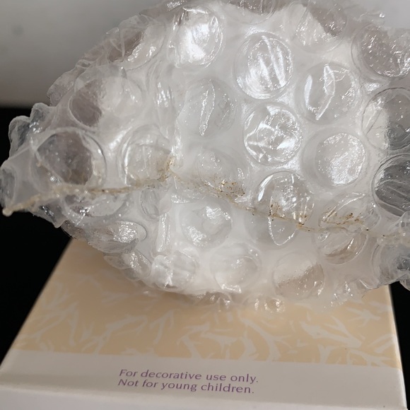 1997 Hallmark Springtime Barbie Ornament - Picture 8 of 15